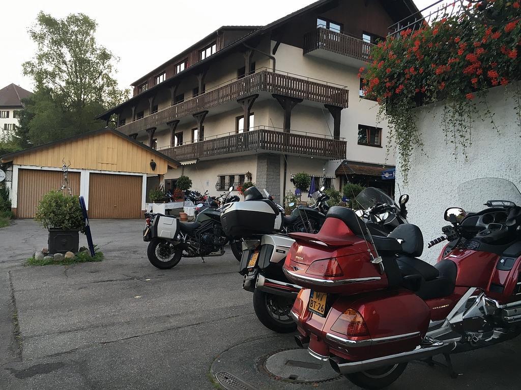 Alemannenhof Hotel Engel Rickenbach  Exterior photo